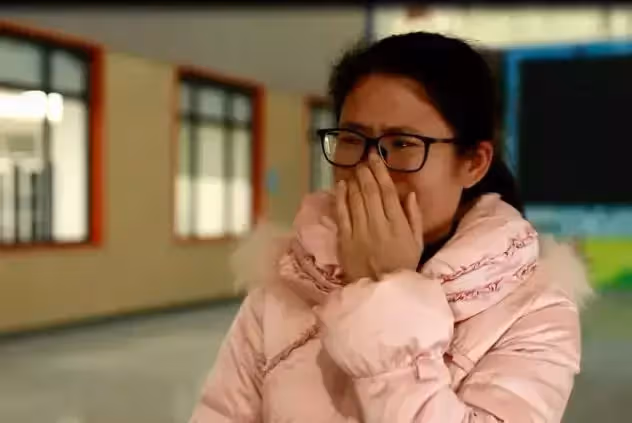 老人死前沒遺囑,女婿竟把房產送給鄉下保姆,只因保姆拿出結婚證