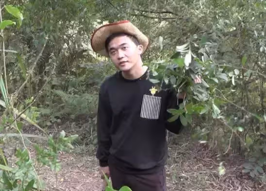 姑娘救了位男孩,多年後男子上門要娶她,婚後才知道丈夫真面目