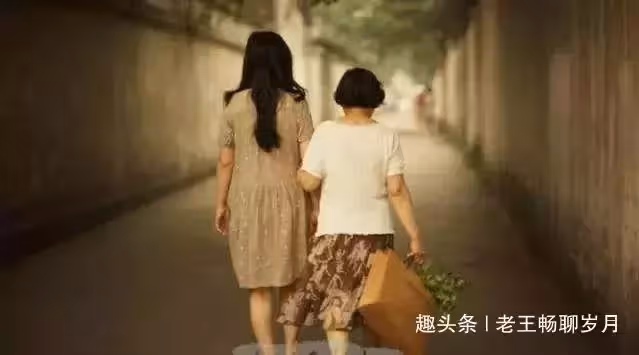 嫌棄沒生兒子,婆婆對我惡語相向,姐姐說了一番話,婆婆笑臉相迎