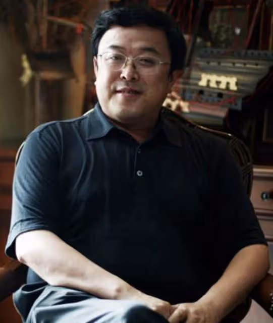 《士兵突擊》製片人吳毅被捕!涉嫌職務侵占罪數額巨大,早有前科