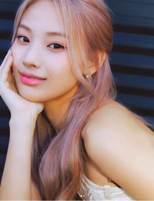 長得像子瑜+田馥甄:接棒秀智,JYP現在公認顏值最強的女偶像是她
