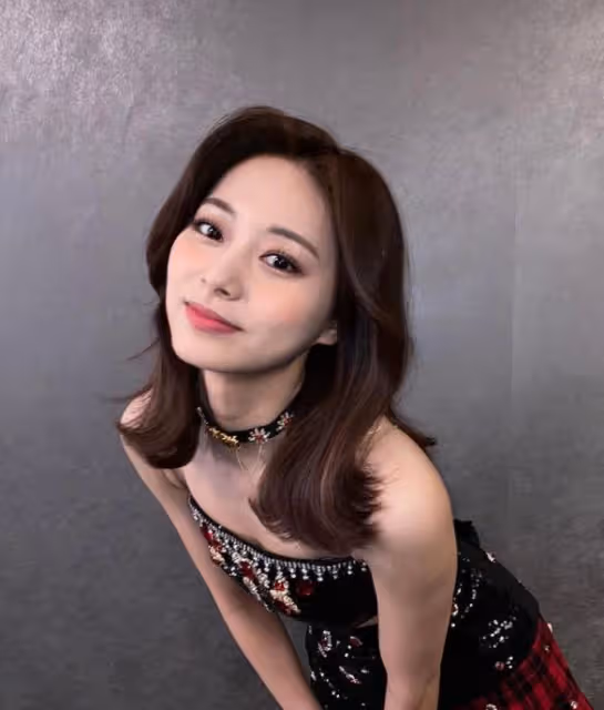 長得像子瑜+田馥甄:接棒秀智,JYP現在公認顏值最強的女偶像是她