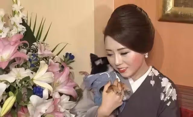 日本最年輕媽媽桑:曾因太胖遭未婚夫嫌棄,如今年入40億仍單身
