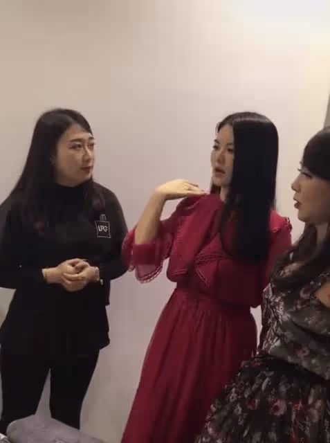 李湘暴瘦現身！腰肢纖細不輸王岳倫新女友，秀超大鑽戒疑好事將近