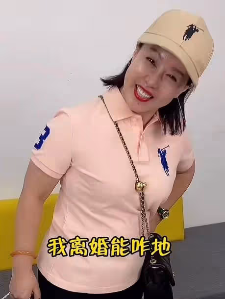 初代「趙四」被曝要離婚,當場打架用腳踢老婆,後者狂購物惹爭執