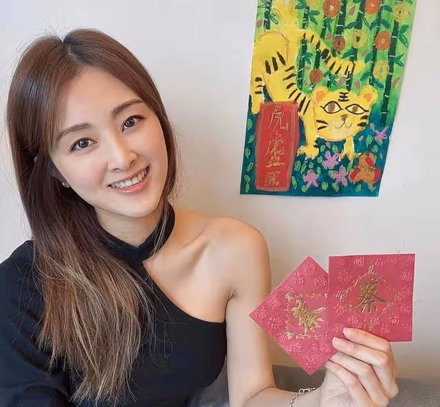 恭喜!香港知名女星一家確診後由陽轉陰,居家隔離一周已自我治癒