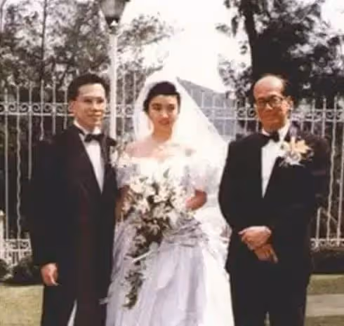 最低調貴婦!平凡女孩熱戀後「才知男方是李嘉誠兒」 嫁入豪門不奢侈「為李家改名生4子」堪稱清流