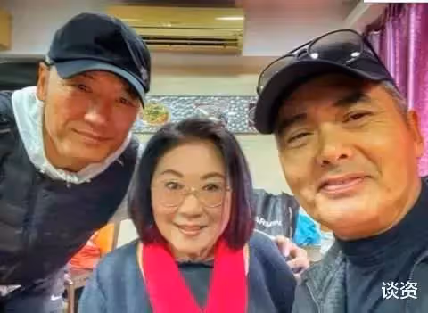 別等退休才做!65歲周潤發「組建明星登山隊」超猛 天天出發「身兼數職不服老」燦笑:是夢想
