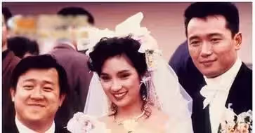苗僑偉戚美珍:一張照片感動網友,最好的愛情是與你一起慢慢變老