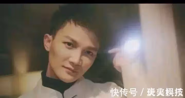 從天籟男聲到沙雕段子手,周深到底經歷了什麼