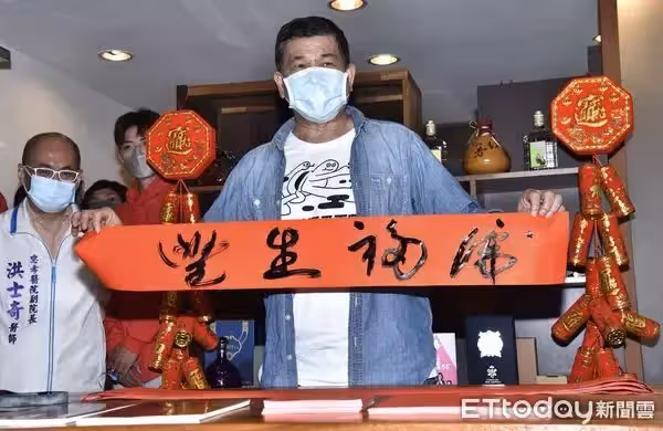 澎恰恰驚爆離婚!友人證實「斷了多年結髮妻」導火線曝光 「親手摧毀30年婚姻」妻心寒切割零交集