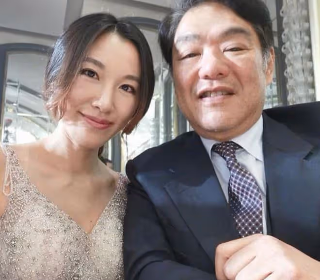 百億豪門闊太李美慧確診!出現發燒發冷等症狀,被迫與女兒分開住
