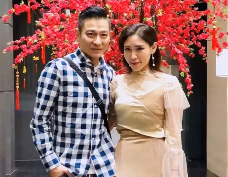 劉德華為朱麗倩舅舅慶生,對方身家38億令吉,在馬來西亞相當厲害