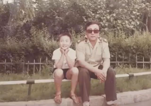 喬杉的故事：落魄時妻子擺地攤養他，成名後給岳父岳母買房