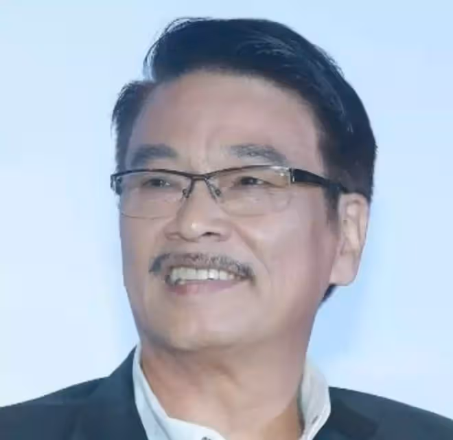 落葉不歸根?吳孟達逝世一周年,安葬在國外原因曝光,只為守候家人