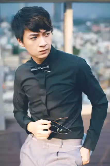 女子網路po出「兒子的照片」被指像當紅男歌手,做「親子鑒定」才發現...鐵證如山!