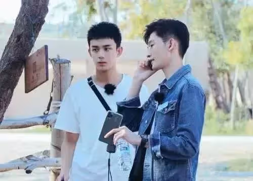 張翰:憑一部劇火速走紅,兩段戀情,被「罵」十年的演員