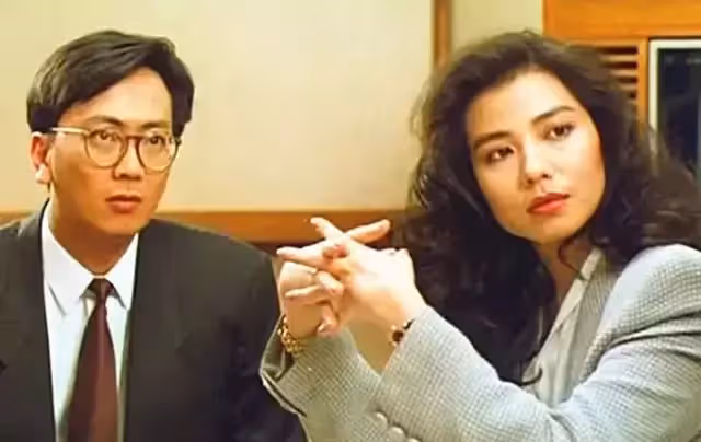 全家是學霸!香港名嘴「與初戀結婚38年依然甜蜜」教女有方「2女兒一個高考狀元」一個考古系碩士