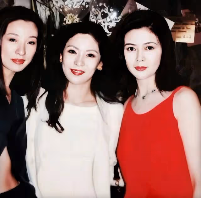 香港80年代知名女星罕見露面!打扮年輕狀態佳,全家移居國外多年