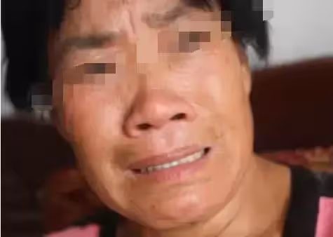 老婆過世,給岳母養老,她臨終前送一套房,進去後全砸了