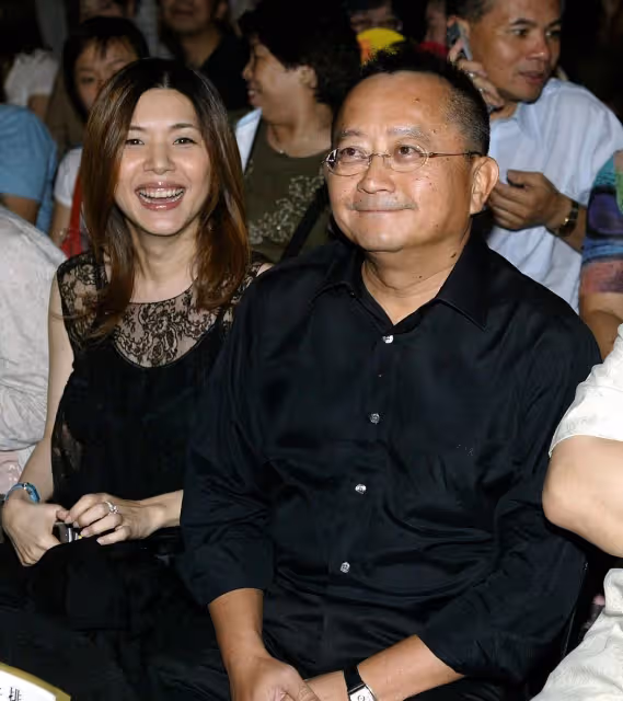 被說高攀金龜婿！張清芳「嫁豪門不卑微」：好命靠自己　老公提親秀學歷「她高EQ反擊」秒讓對方惦惦
