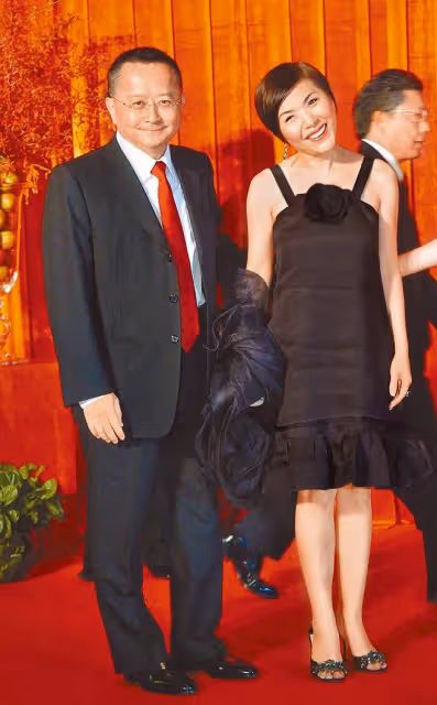 被說高攀金龜婿！張清芳「嫁豪門不卑微」：好命靠自己　老公提親秀學歷「她高EQ反擊」秒讓對方惦惦