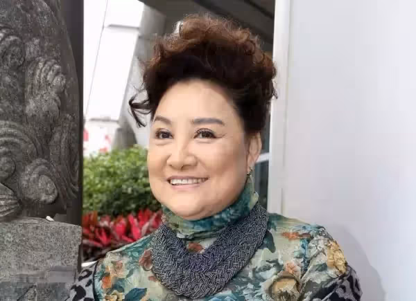 歌壇大姐大為前任「養全家扛千萬債」前後7年才還清 遇愛家好男人「結婚24年無生子」感情依舊甜蜜