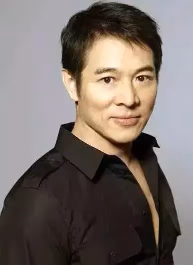李連杰曾說：移民新加坡我不會後悔，如今真實內情終於曝光