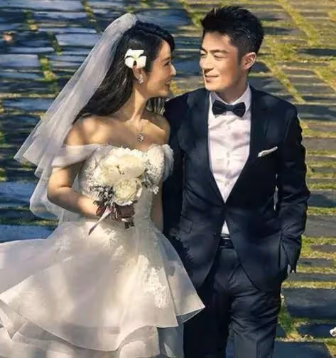 林心如年輕時沒人追？當看到她20歲年輕照，網友：這哪敢追啊
