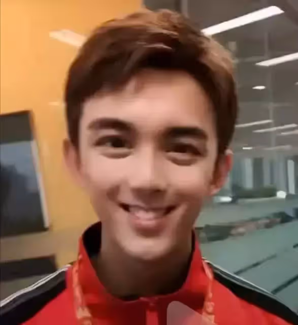 又土又浮誇,當男明星用上美顏濾鏡,一個比一個怪異,太好笑了