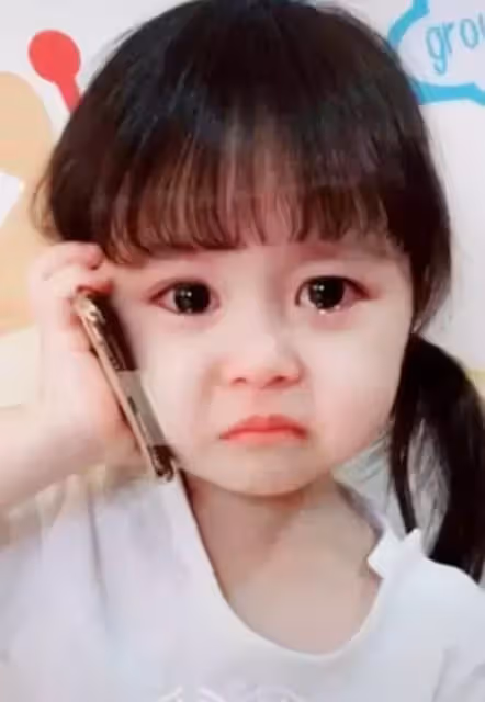 快來收拾你老婆!「被媽媽教訓」女兒打電話向爸爸哭訴 下一秒爸爸「神回復」網讚爆:地位一目了然