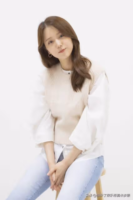 韓國女星金智恩二感新冠!新劇搭檔李准基,目前停工隔離