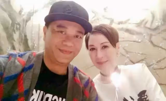與女友相愛21年,婚後才知老婆身價700億,入贅當上門女婿