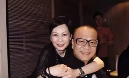 與女友相愛21年,婚後才知老婆身價700億,入贅當上門女婿