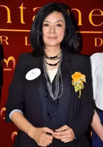劉德華最愛的小龍女陳玉蓮,與周潤發戀愛,為何遭到周媽媽反對?