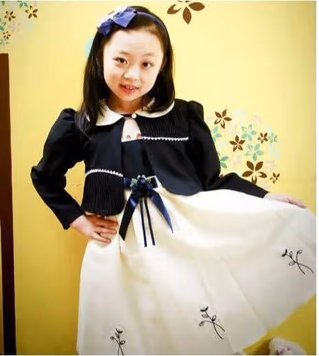 金喜善因女兒長相被質疑整容,稱長開就好了,現如今怎麼樣了
