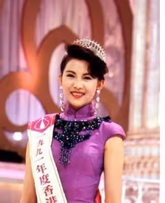 美貌引「李嘉欣嫉妒」!未婚生子男方卻不認 後帶兒「嫁小10歲老公」又被好友插足:愛人先愛己