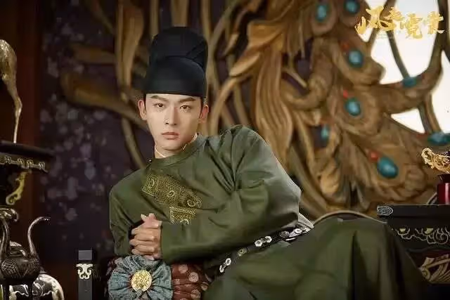 網傳楊紫將出演《長相思》，搭檔三位高顏值男神！