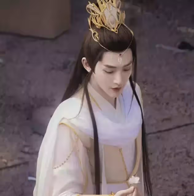 網傳楊紫將出演《長相思》，搭檔三位高顏值男神！