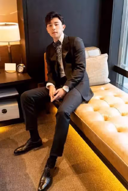時尚小王子鄧倫私服穿搭,翩翩公子潤無雙,收割萬千少女心!
