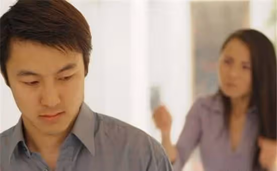 爸媽花150萬全款買房,五年後男友給八十萬提個要求,俺決定分手