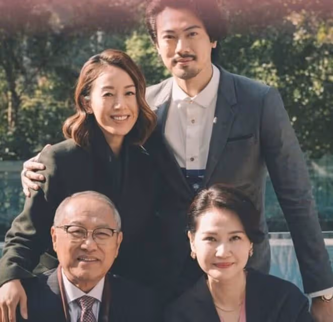 溫兆倫前女友宣布全面復出,哭訴曾被未婚夫背叛!53歲單身沒兒女