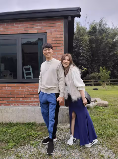 模範夫妻吵架!曾雅蘭「被侯昌明翻白眼回嗆」氣到哭出來 結婚20年「一句話瓦解衝突」:太智慧