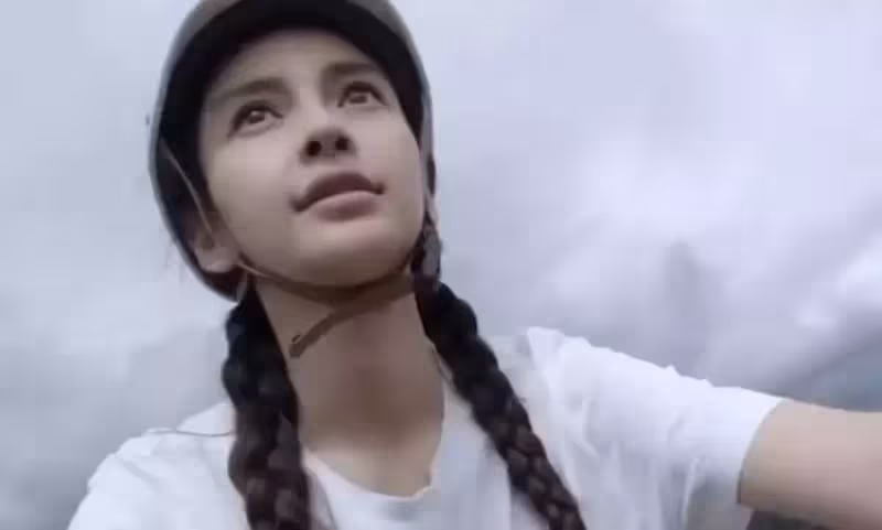 離婚捲走223億?Angelababy獨攬「25套房產」放生黃曉明 前婆婆爆料:兒媳在家像「變了」一個人