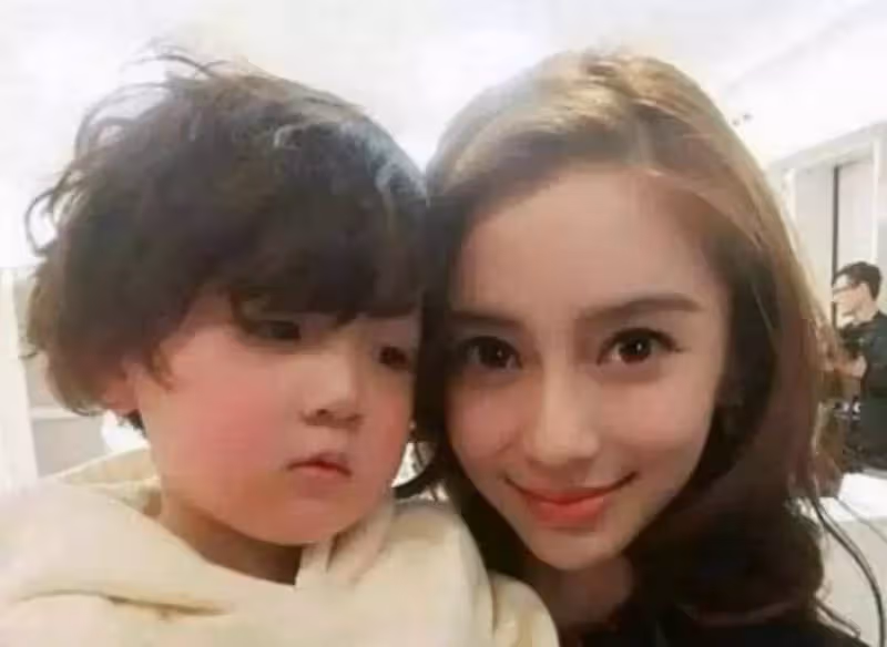 離婚捲走223億?Angelababy獨攬「25套房產」放生黃曉明 前婆婆爆料:兒媳在家像「變了」一個人