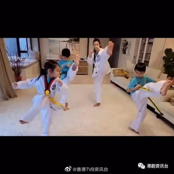 一大三小孩!陳茵媺全家挑戰視像跆拳道考試晉級
