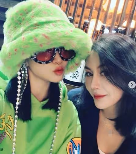 吳秀波前女友疑有新戀情,與壯碩男子甜蜜依偎,男方一身名牌吸睛