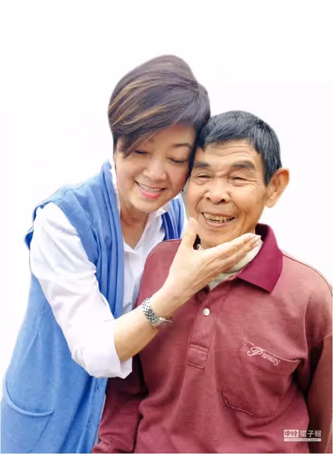 孩子不是附屬品!台積電董娘曝「40年親子相處」:媽媽要學當面紙 「需要我才在」轉念在老伴身上