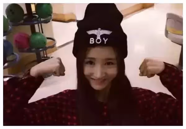 任嘉倫自己都沒有意識到他為那些想談戀愛的偶像們指出了一條明路