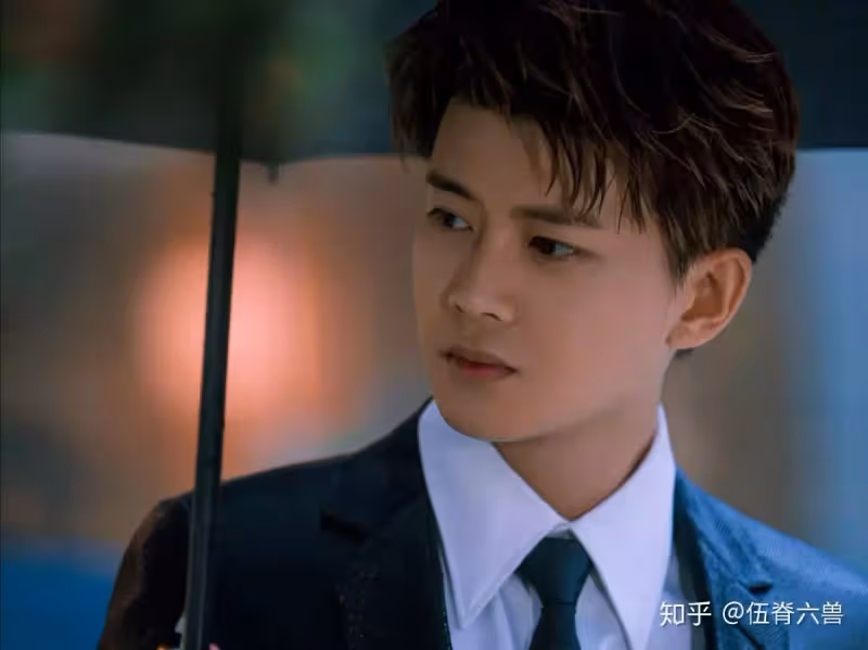 《錦衣之下》成爆款，任嘉倫顏值演技雙在線，狂圈劇粉